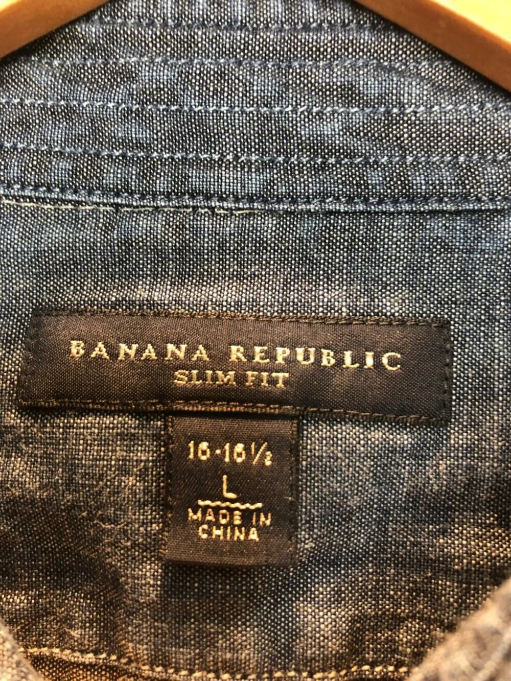 Banana Republic Blue Shirt Mens L (15 15half ) 100% cotton